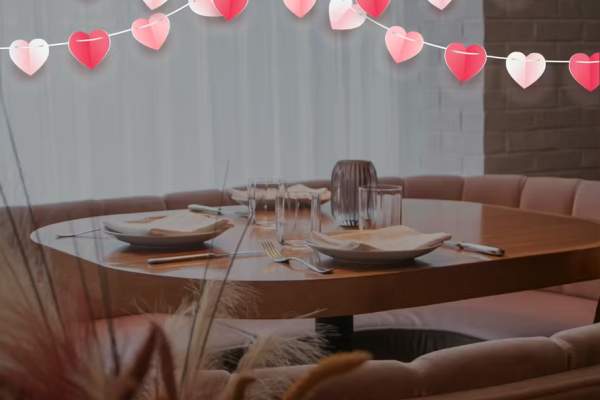 Valentine's Day at Bar Enza