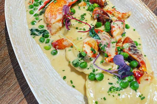 Wisteria Restaurant - DoubleTree by Hilton Boston - Downtown